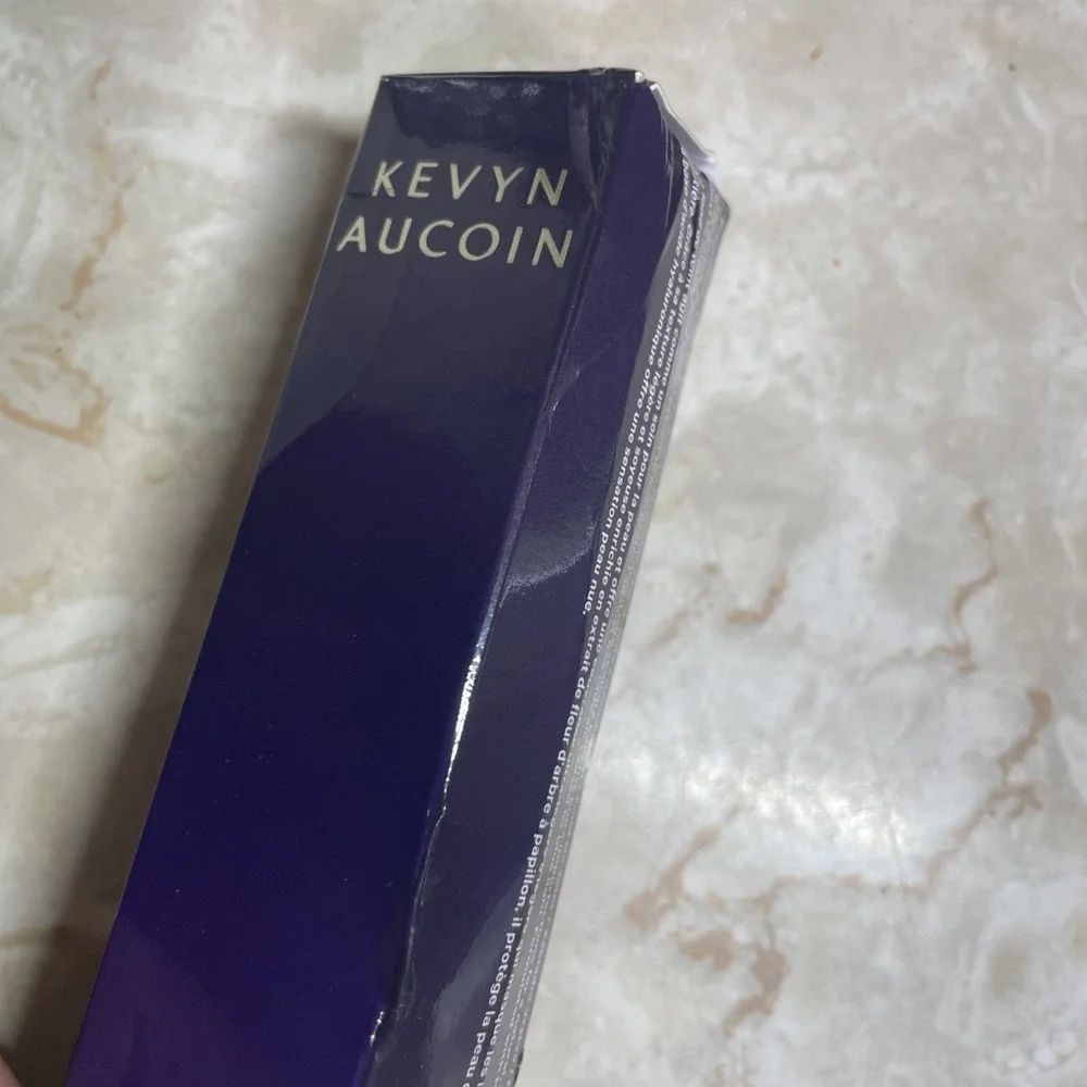 Kevyn Aucoin Stripped Nude Skin Tint - Medium‎ ST 07 - 1oz (30ml)